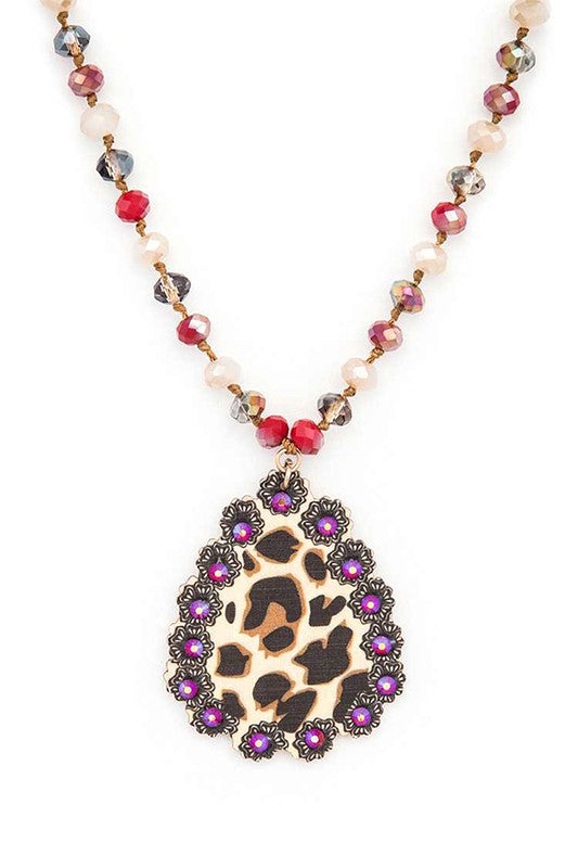 Hand Knot Beaded Leopard Pendant Necklace