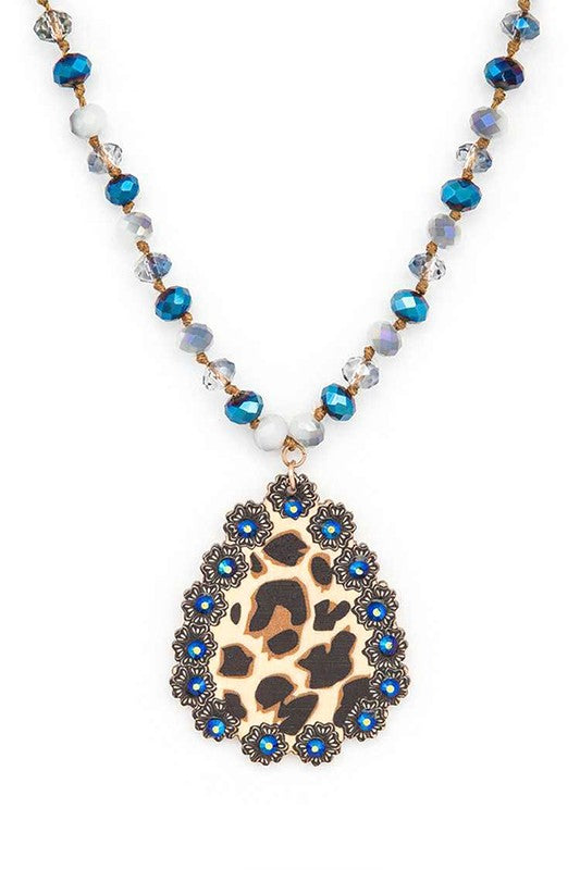 Hand Knot Beaded Leopard Pendant Necklace